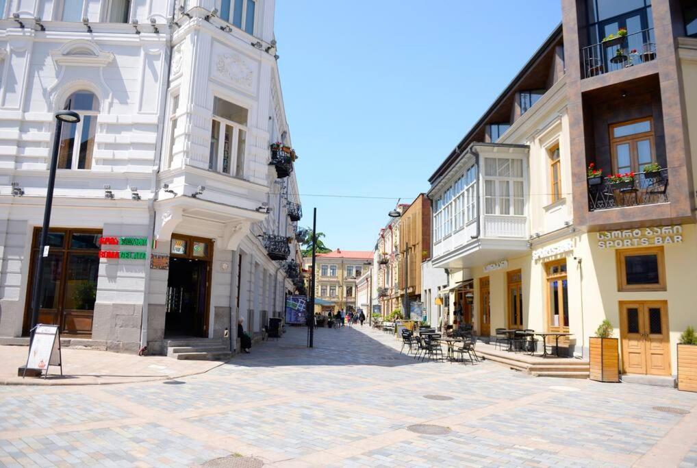Your Cozy Place Tbilisi Exterior photo